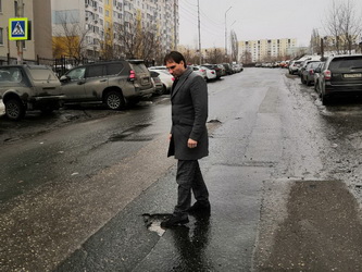 Максим Битюцкий провел мониторинг, посвященный благоустройству территории своего избирательного округа